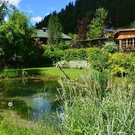 Pensjonat Landhaus Bernhofer *