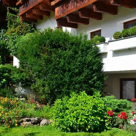 Guest house Landhaus Bernhofer