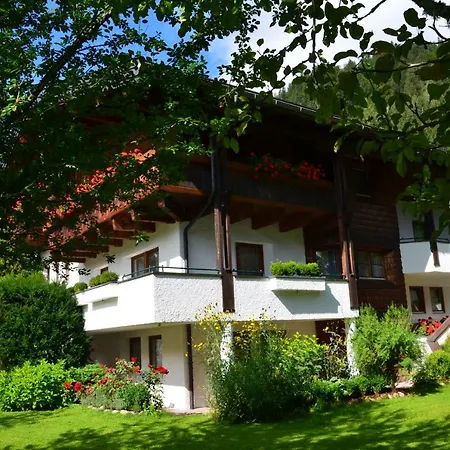 Landhaus Bernhofer *
